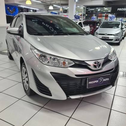 TOYOTA YARIS 1.3 16V FLEX XL LIVE MULTIDRIVE TOYOTA YARIS 1.3 16V FLEX XL LIVE MULTIDRIVE